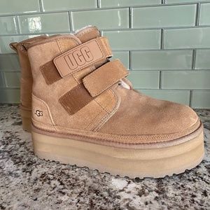 UGG Platform Neumal Sz8/EU39